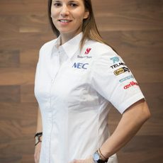 Simona de Silvestro posa con los colores de Sauber