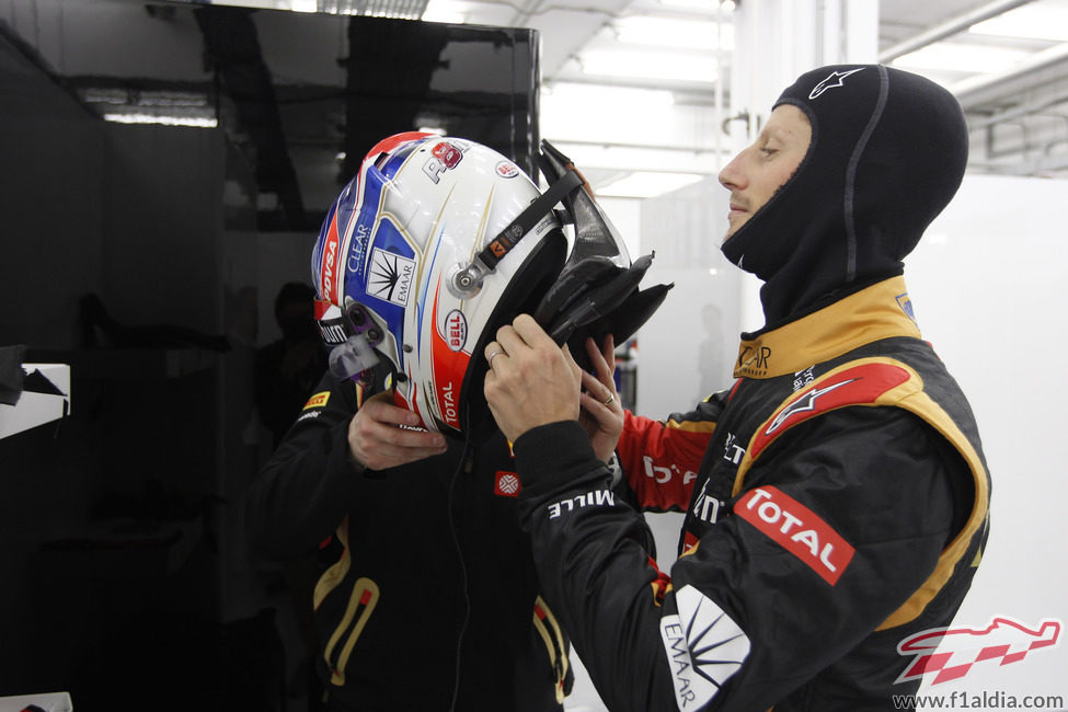 Romain Grosjean se prepara para salir