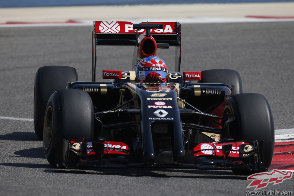 Romain Grosjean solo acumuló 8 vueltas