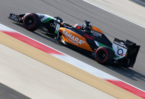 El Force India VJM07 en Sakhir con Hülkenberg al volante