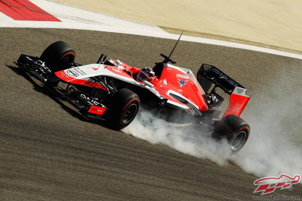 Pasada de frenada en Sakhir de Max Chilton