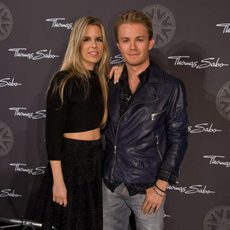 Nico Rosberg y su novia Vivian Sibold