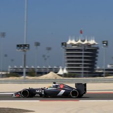 Esteban Gutiérrez sale a pista con los medios