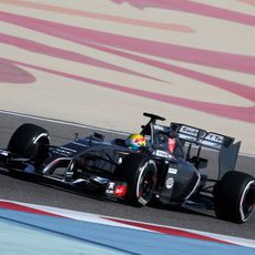 Esteban Gutiérrez continúa mejorando tiempos por el trazado de Sakhir