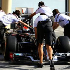 Adrian Sutil vuelve a su 'box'