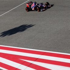 Jean-Eric Vergne a toda velocidad con duros