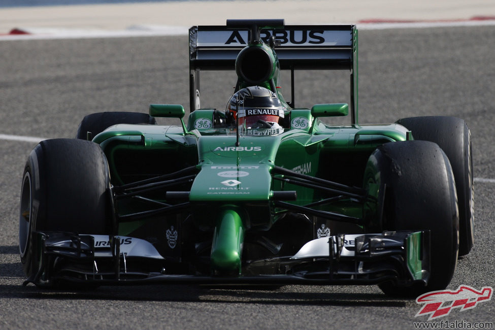 Kamui Kobayashi rueda con su CT05