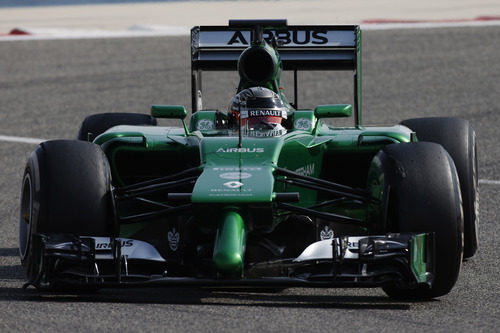 Kamui Kobayashi rueda con su CT05