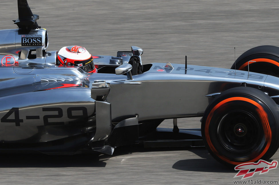 Neumático duro para Kevin Magnussen en Sakhir