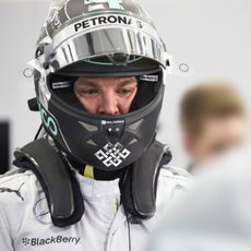 Nico Rosberg concentrado antes de regresar al monoplaza