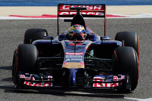 Jean Eric Vergne rueda por Sakhir