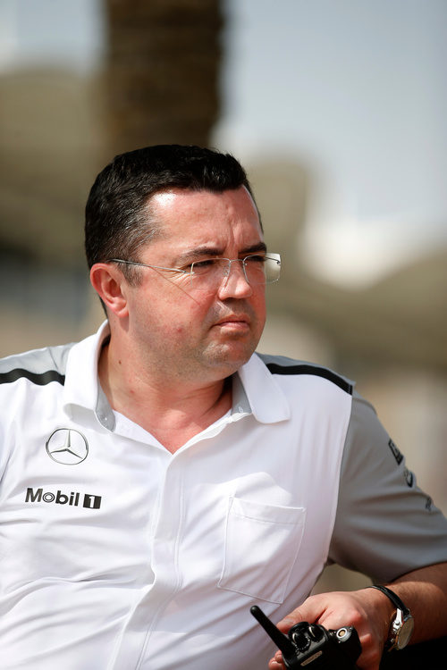 Eric Boullier con McLaren en los test de Baréin