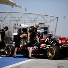 La jornada termina para Romain Grosjean