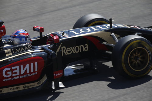Romain Grosjean dentro de su E22