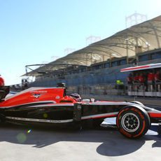 Max Chilton sale de boxes