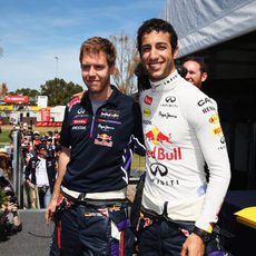 Sebastian Vettel y Daniel Ricciardo posan juntos