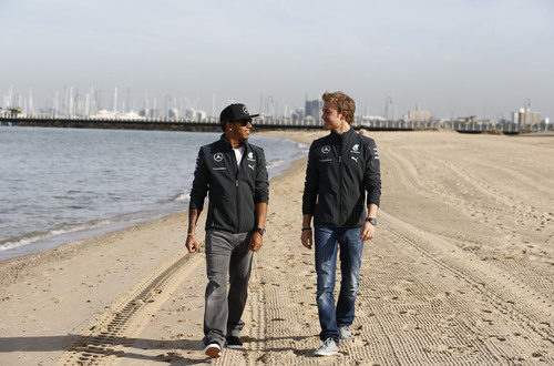 Paseo por la playa para los chicos de Mercedes