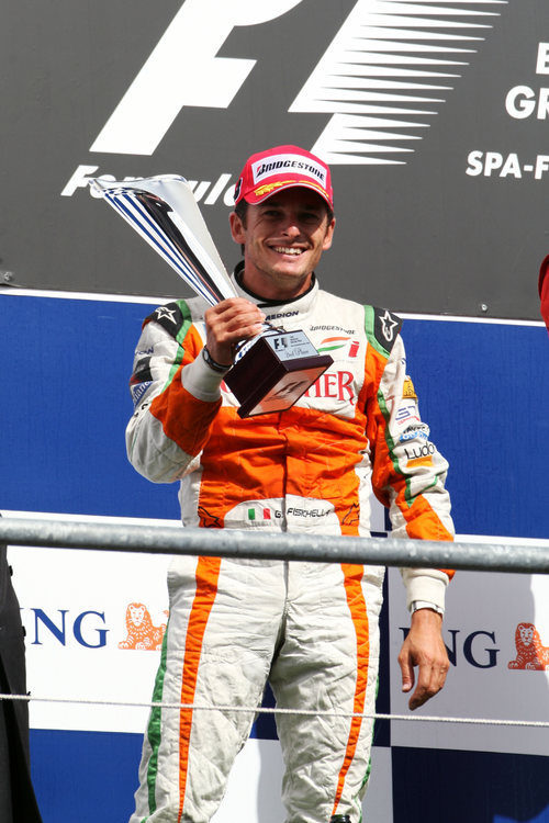 El trofeo de Fisichella