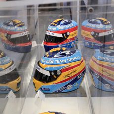 Cascos de Fernando Alonso