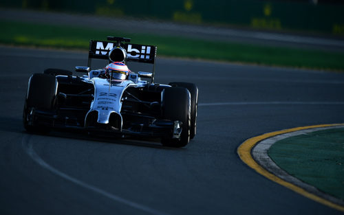 Jenson Button se muestra cauto en Australia