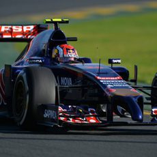 Daniil Kvyat afronta su primer Gran Premio