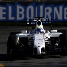 Felipe Massa con buen ritmo y sin problemas