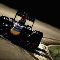 Sebastian Vettel trazando una curva de Albert Park