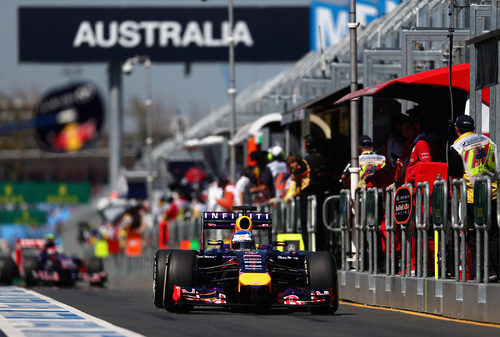 Sebastian Vettel en el pitlane