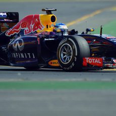 Sebastian Vettel disputa los Libres 3 en Australia