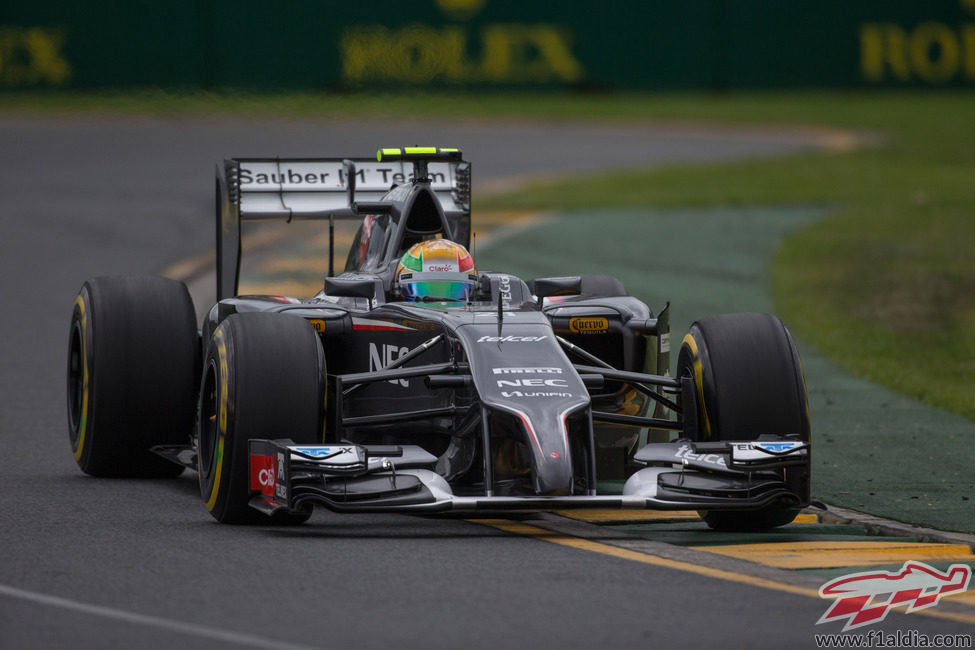 Esteban Gutérrez en la pista de Melbourne