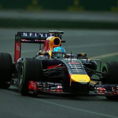 Problemas en el software del RB10 de Sebastian Vettel