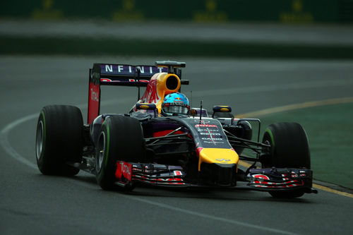Problemas en el software del RB10 de Sebastian Vettel