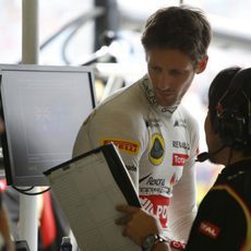 Explicaciones para Romain Grosjean en el box