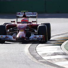 Kimi Räikkönen brilla bajo el sol de Albert Park