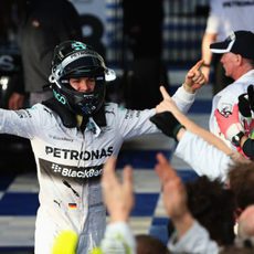 Celebración de Nico Rosberg y Mercedes