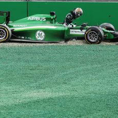 El GP de Australia duró muy poco para Kamui Kobayashi