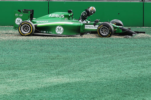 El GP de Australia duró muy poco para Kamui Kobayashi