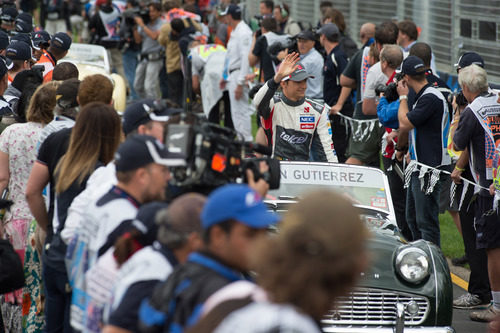 Esteban Gutiérrez en el driver's parade