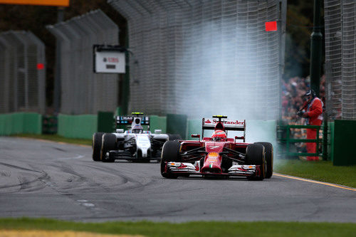 Pasada de frenada de Kimi Räikkönen en Albert Park