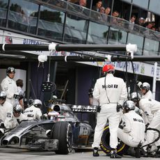 Parada en boxes de Jenson Button