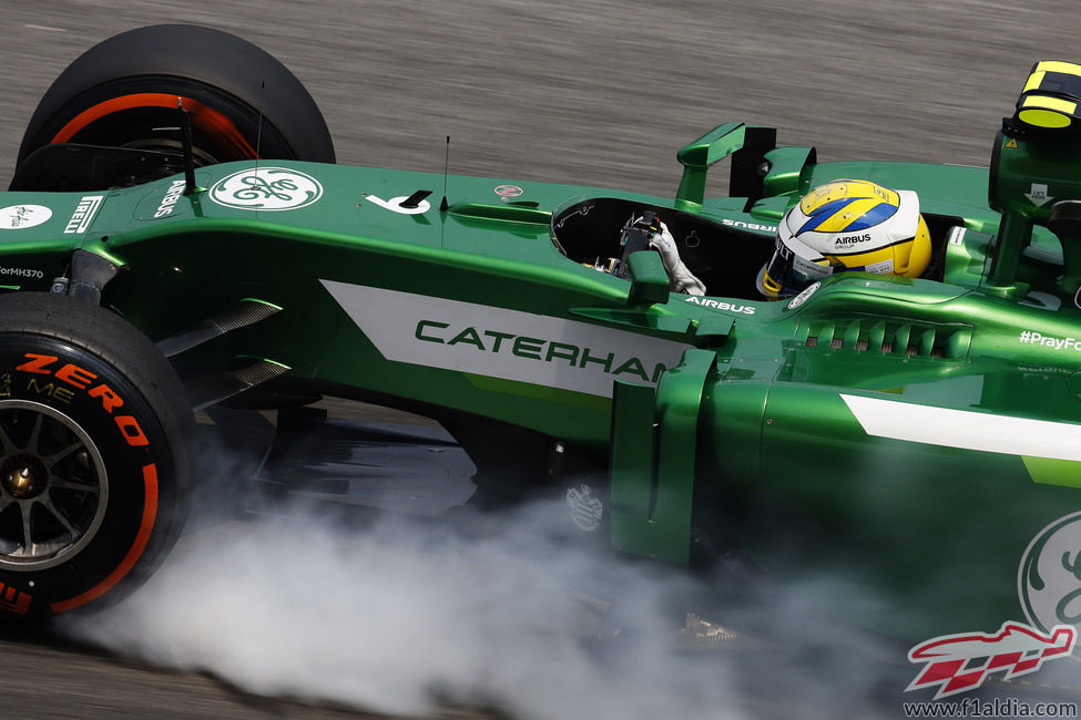 Marcus Ericsson se pasa de frenada durante los libres del viernes en Sepang