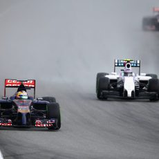 Jean-Éric Vergne con Valtteri Bottas