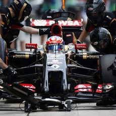 Parada en boxes de Romain Grosjean