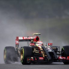 Pastor Maldonado con intermedios en Sepang