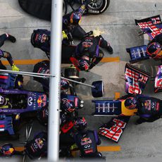 Cambio de alerón delantero para Daniel Ricciardo