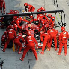 Parada en boxes de Kimi Räikkönen