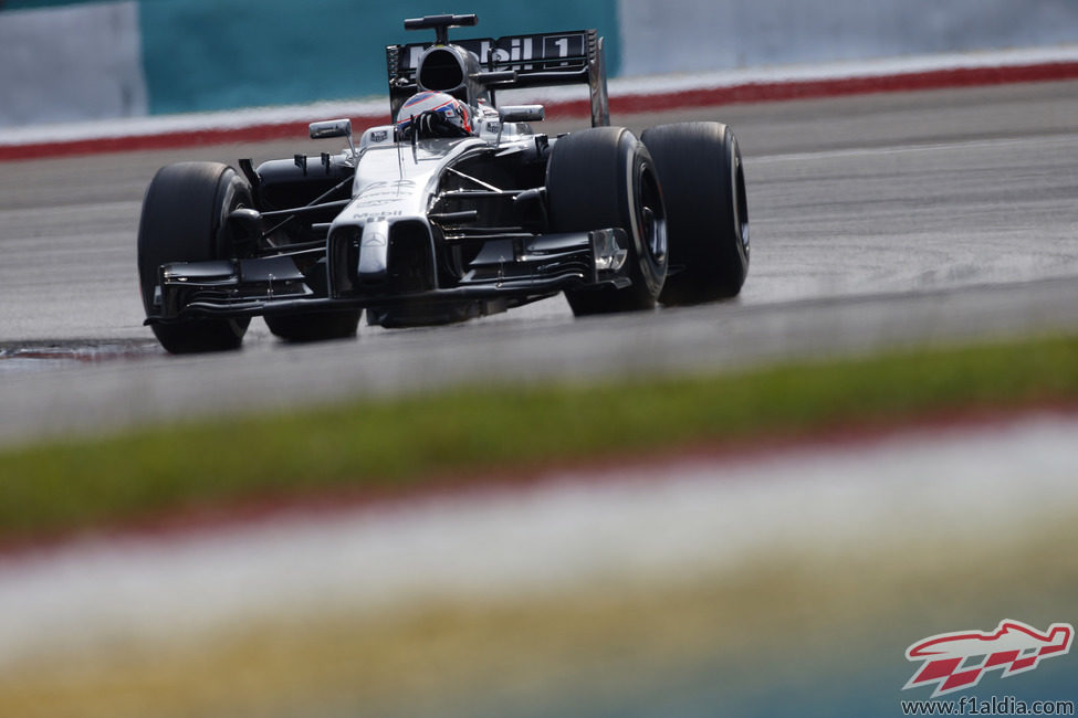 Jenson Button ha hecho una carrera impecable