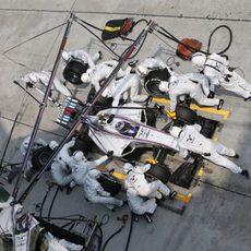 Valtteri Bottas en un pitstop