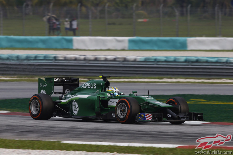 Marcus Ericsson termina en decimocuarta posición