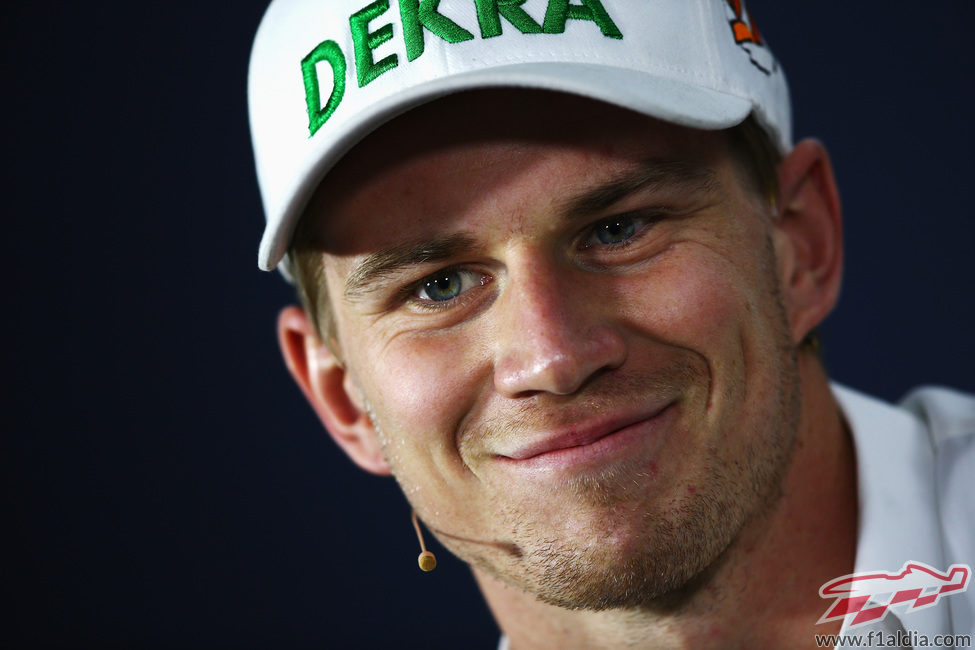 Sonrisa de Nico Hülkenberg en rueda de prensa